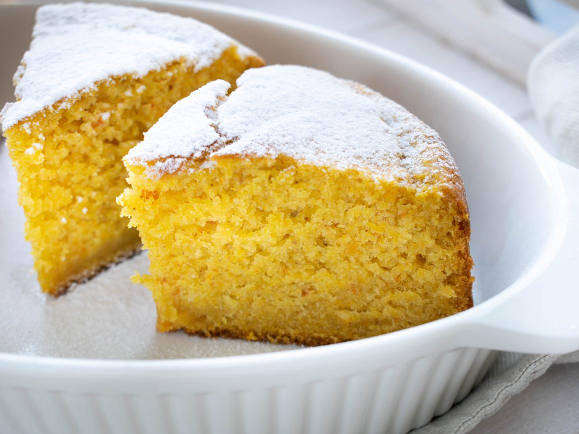 Saftiger Kürbiskuchen mit Öl