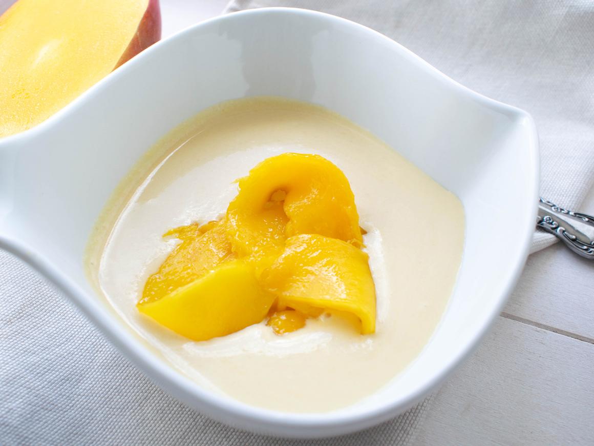 Mangocreme mit Joghurt