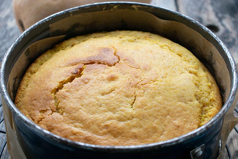 Veganer Butternut-Kürbiskuchen