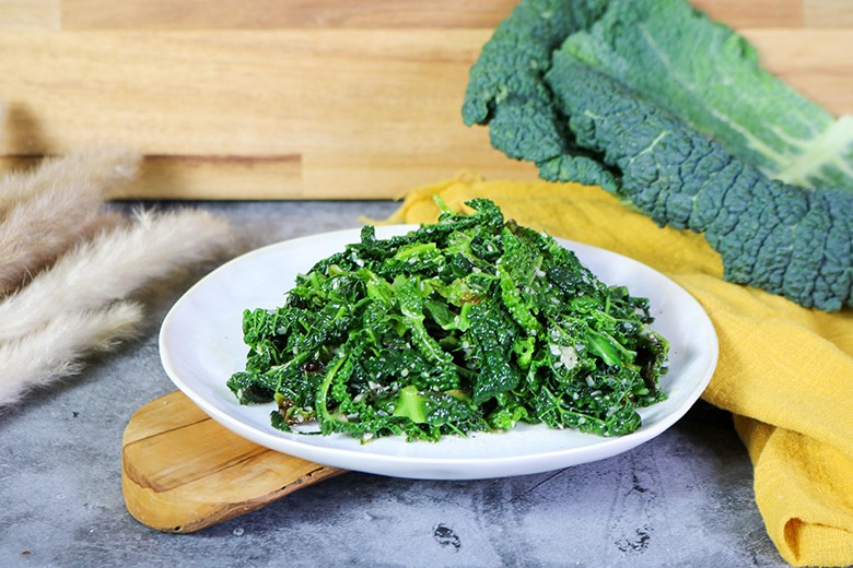 Veganes Grünkohltopping mit Sesam