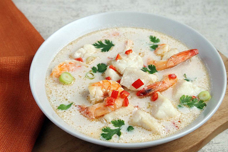 Asiatische Fischsuppe