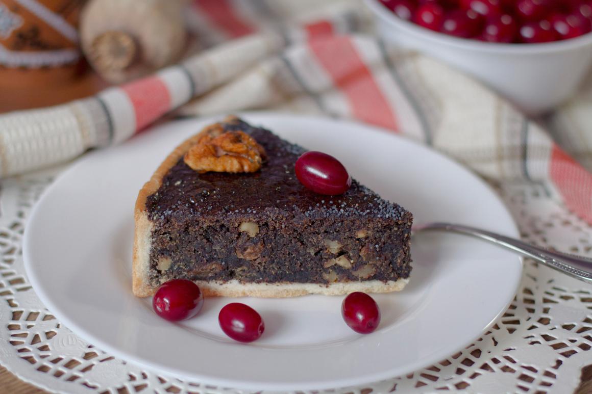 Saftiger Mohnkuchen mit Mürbteig