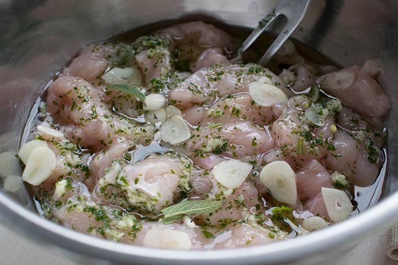 Marinade mit frischen Kräutern