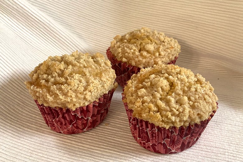 Apfel-Muffins mit Streuseln