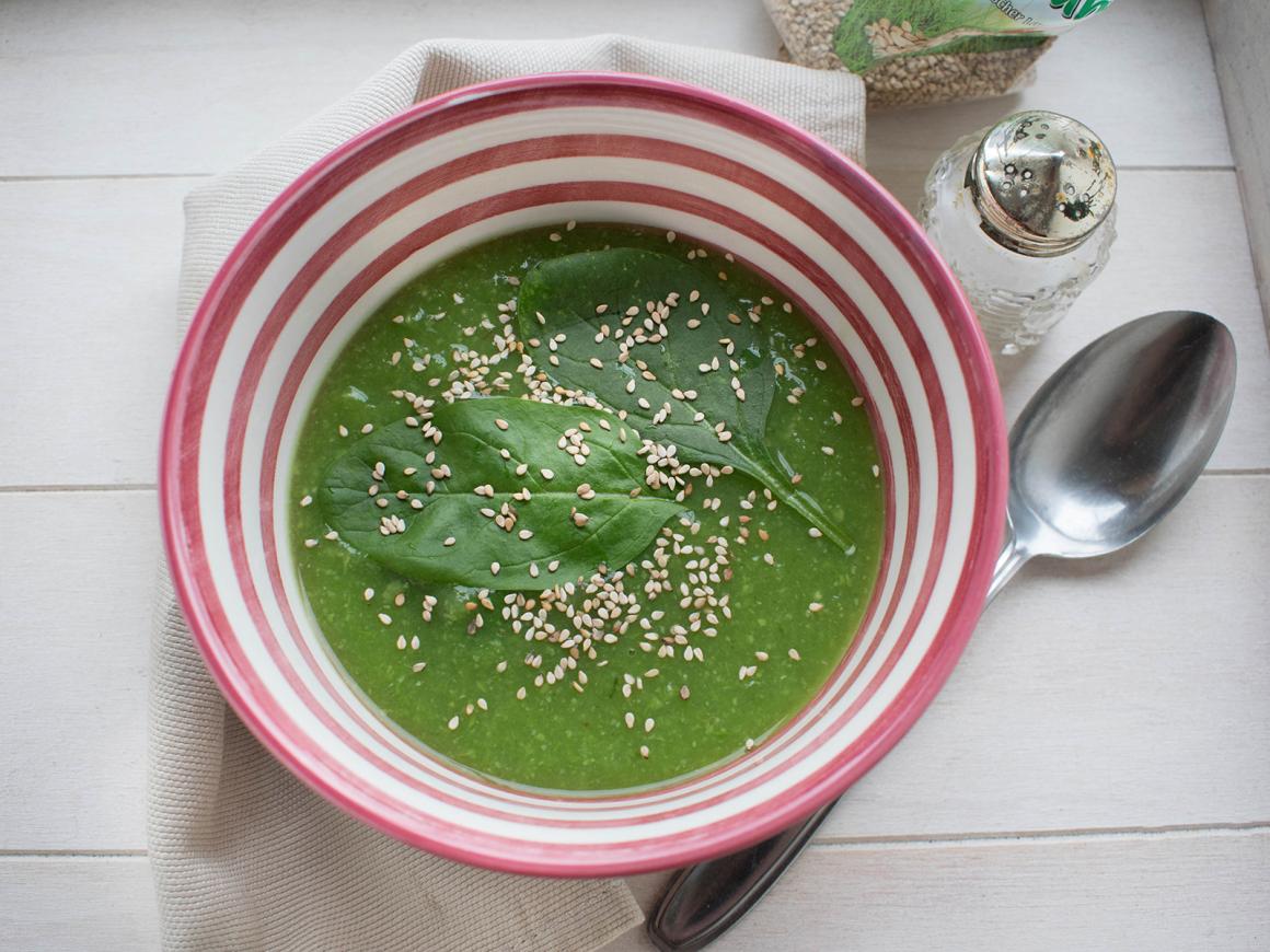 Spinatsuppe nach asiatischer Art