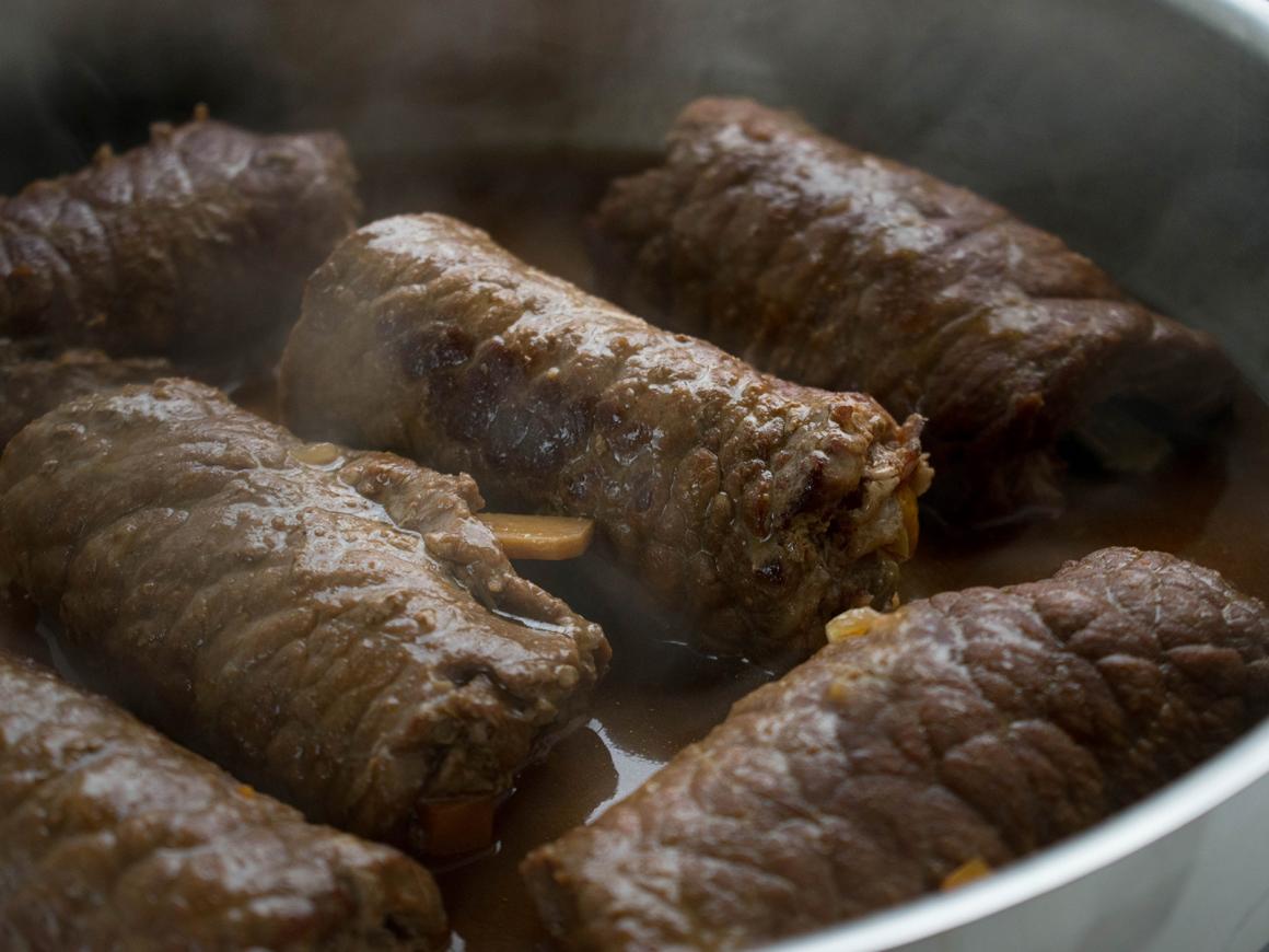 Rouladen mit Leberfüllung