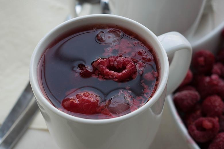 Himbeer-Vanille-Eistee