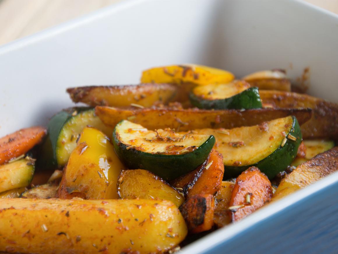 Buntes Ofengemüse