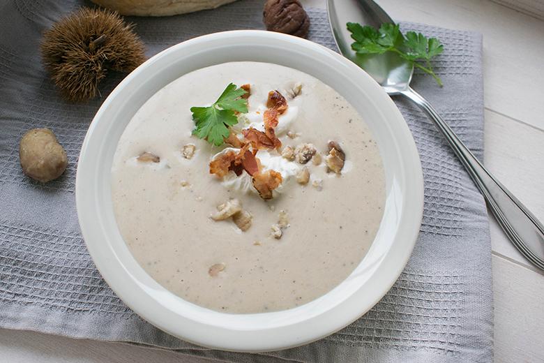 Herbstliche Kastaniensuppe