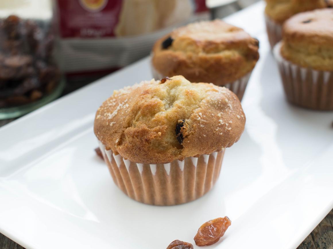 Rosinen-Muffins mit Parmesan