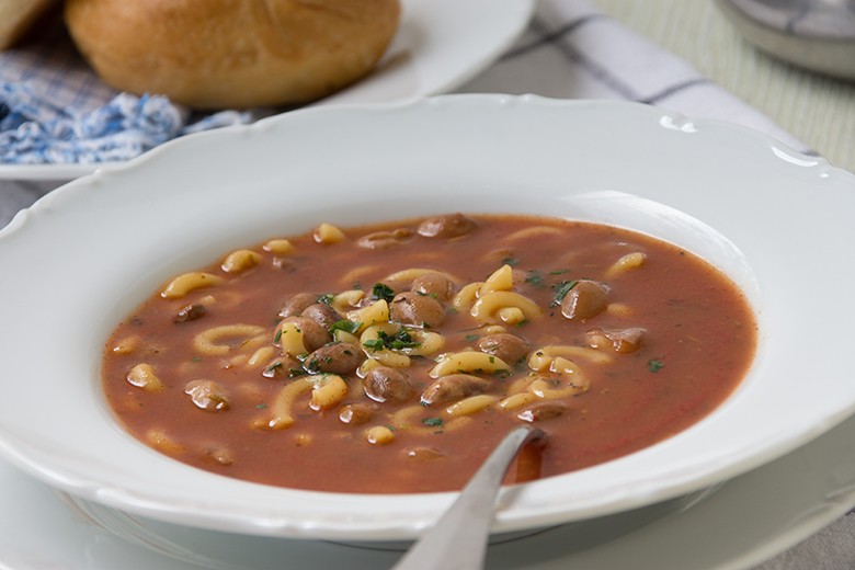 Neapolitanische Bohnensuppe
