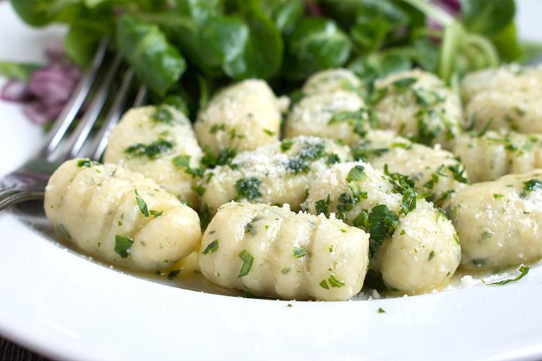 Petersilien-Gnocchi mit Petersilien-Butter