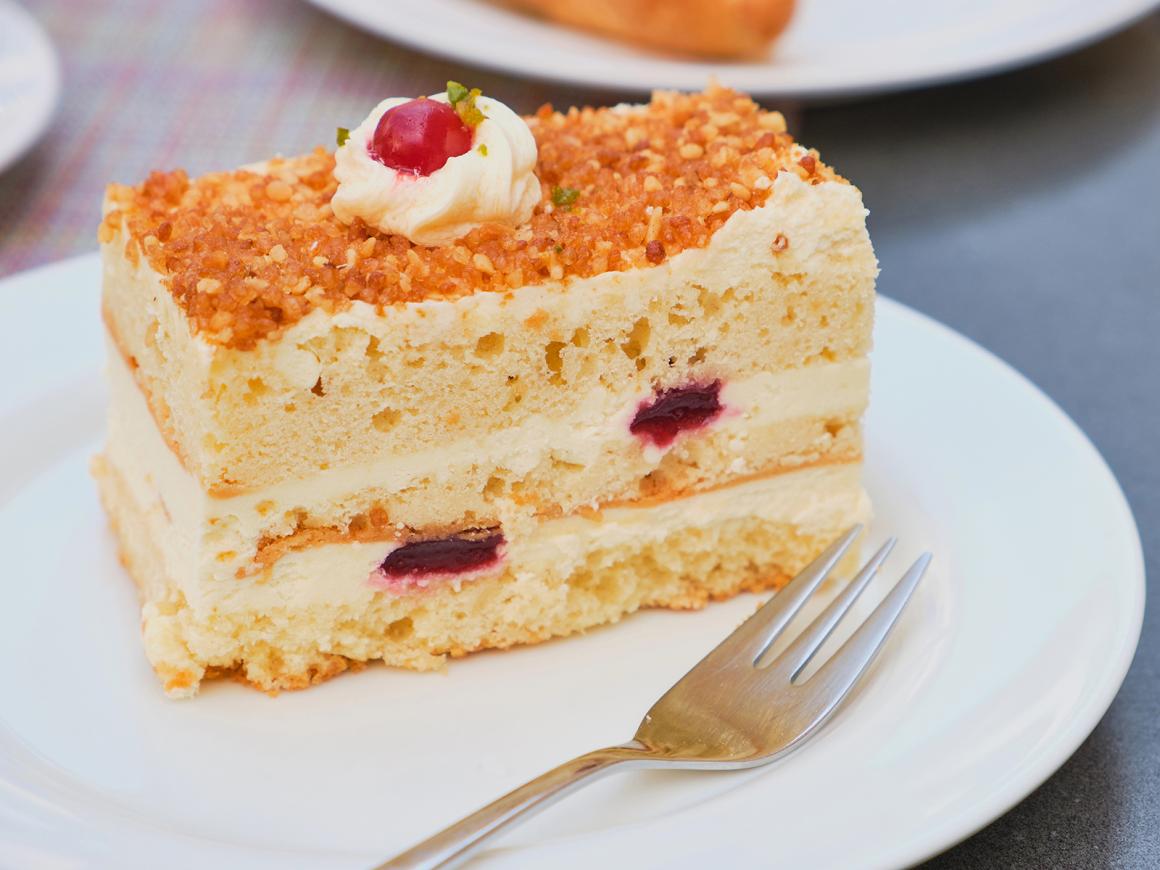 Frankfurter Kranz Schnitten vom Blech