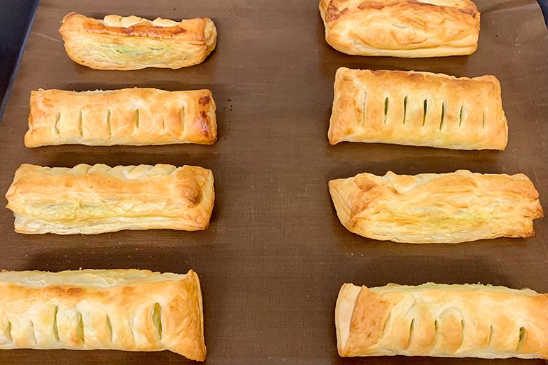 Bärlauch-Blätterteigtaschen