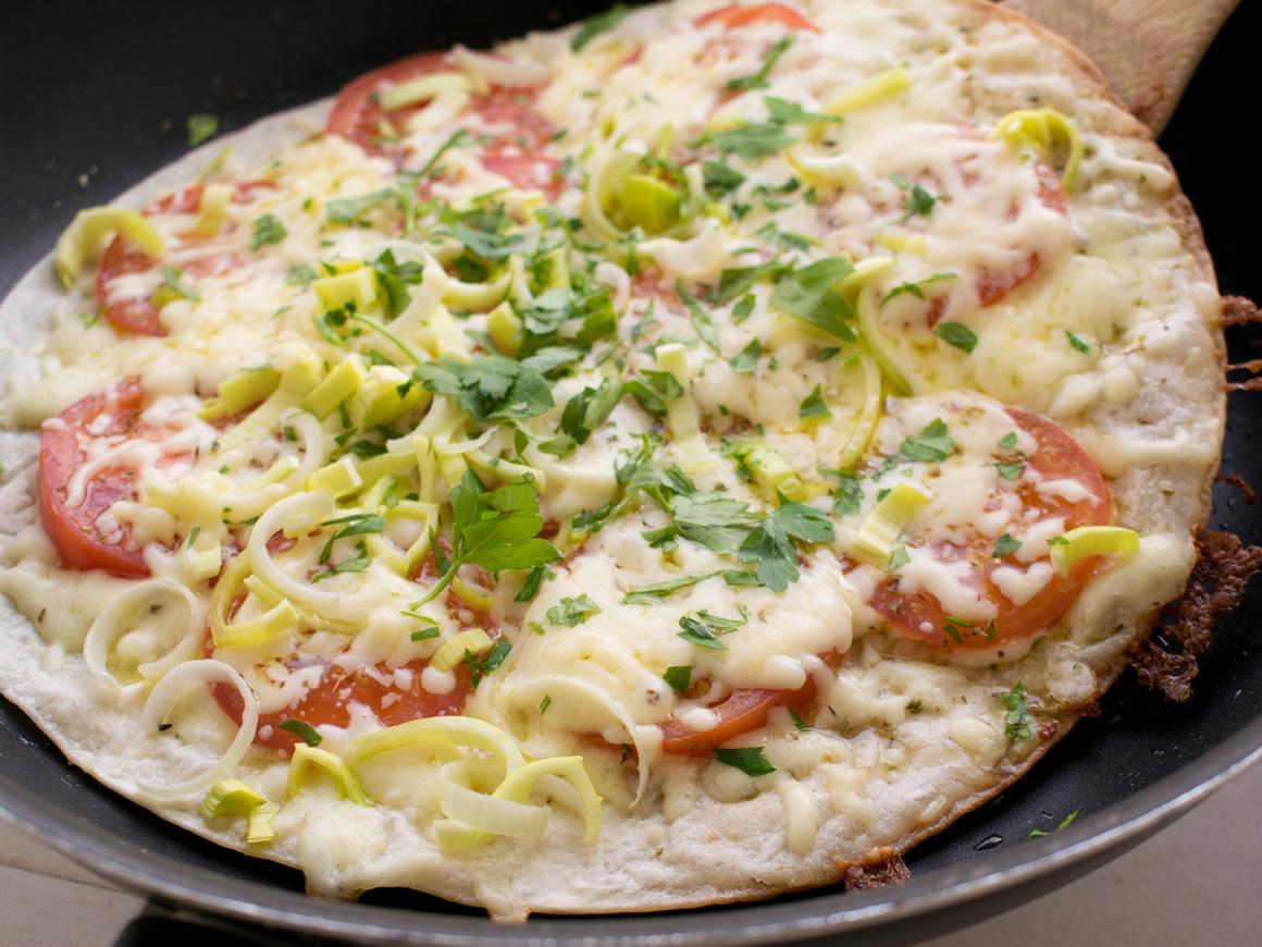 Tortillas mit Tomaten