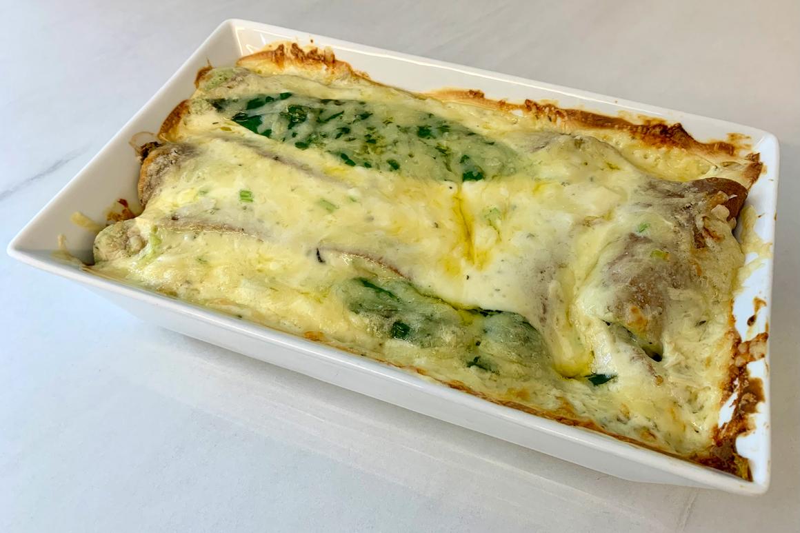 Überbackene Pfannkuchen mit Chicorée