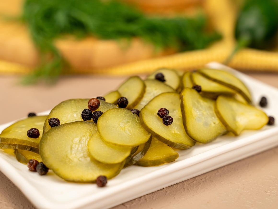 Süß-Sauer eingelegte Salatgurken