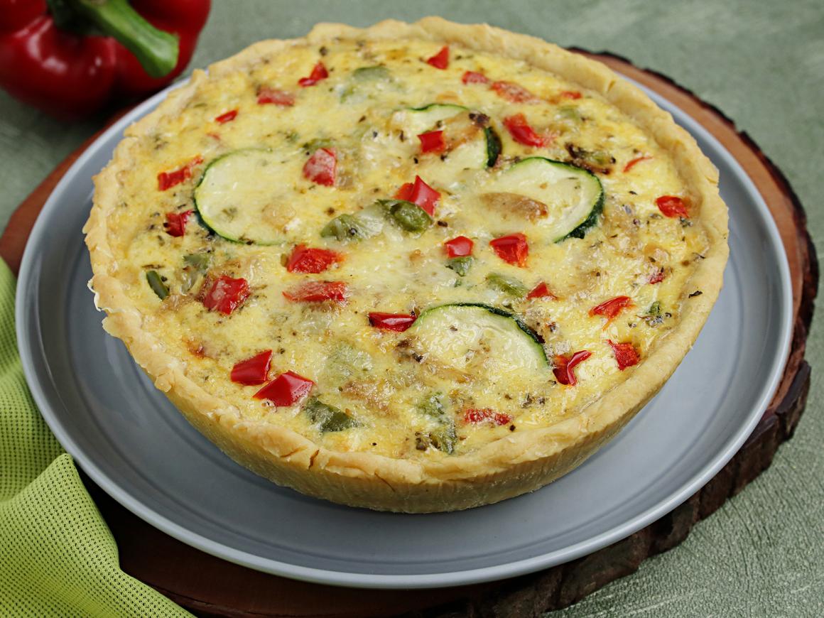 Paprika-Zucchini Quiche