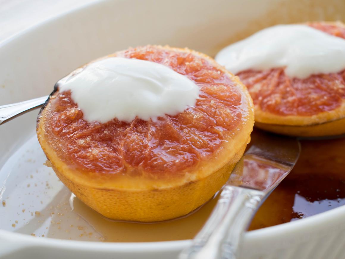Gebackene Grapefruits