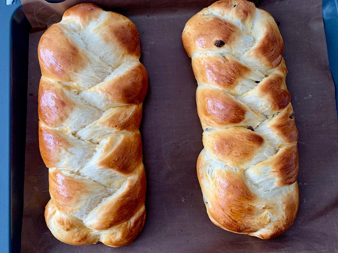 Hefezopf mit und ohne Rosinen