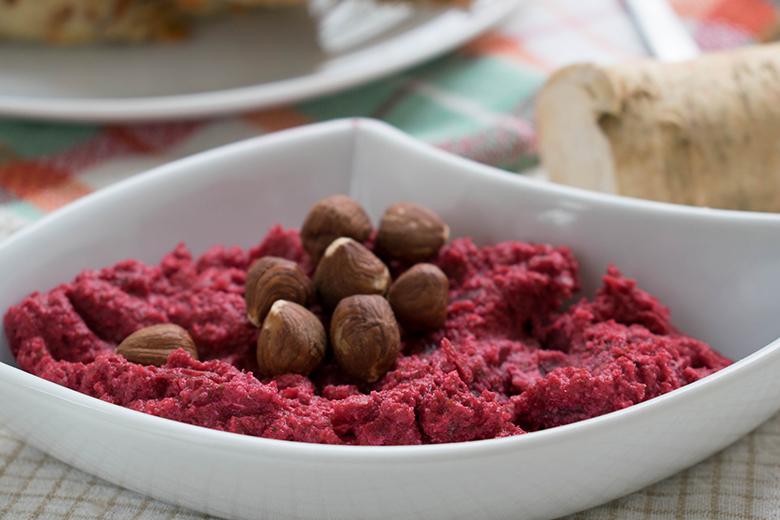 Rote-Bete-Meerrettich-Aufstrich