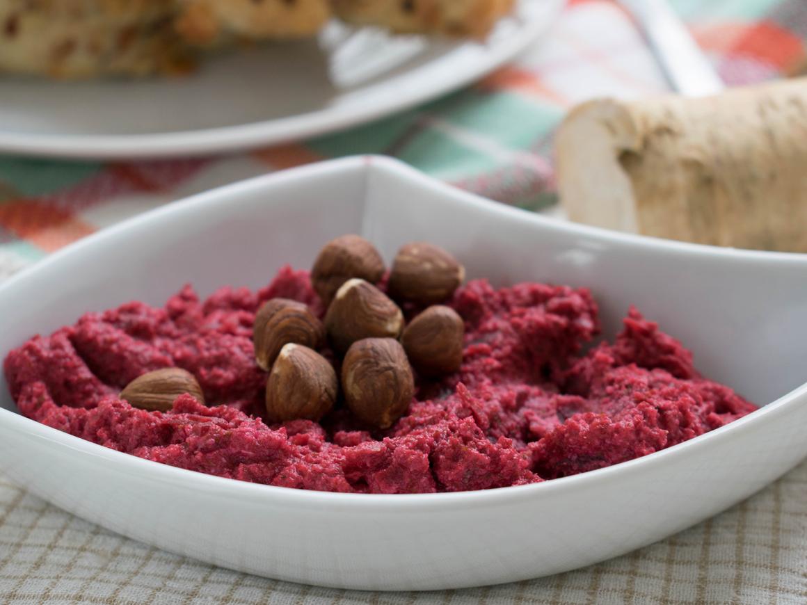 Rote-Bete-Meerrettich-Aufstrich