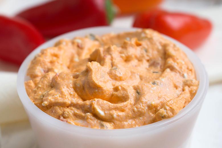 Scharfer Paprika-Dip