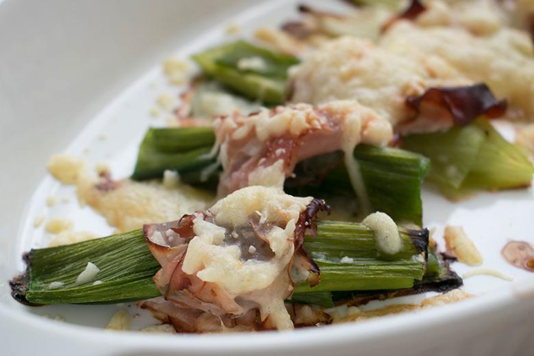 Lauch-Schinken-Rollen mit Mozzarella