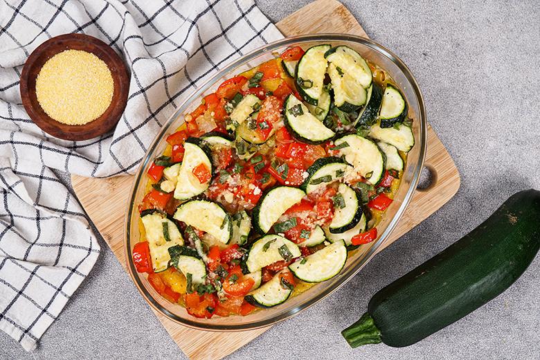 Überbackene Polenta mit Gemüse
