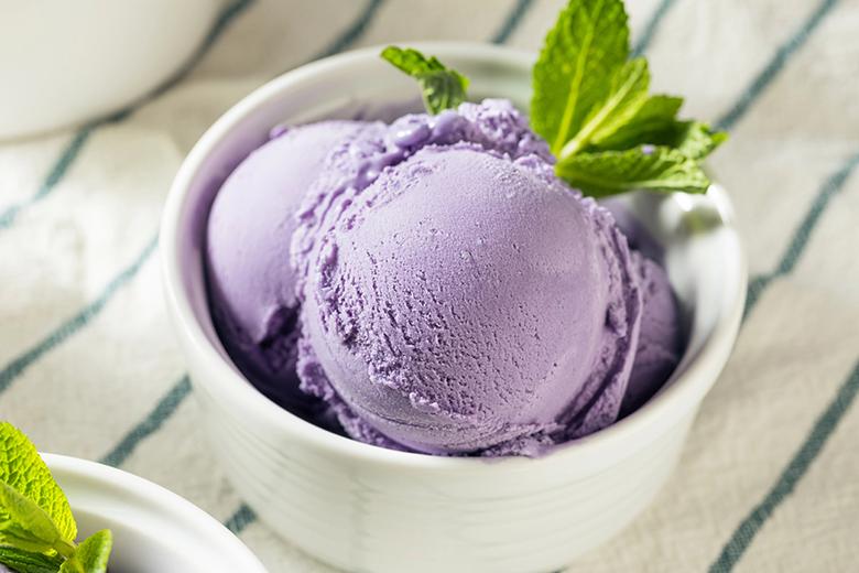 Ube-Eiscreme