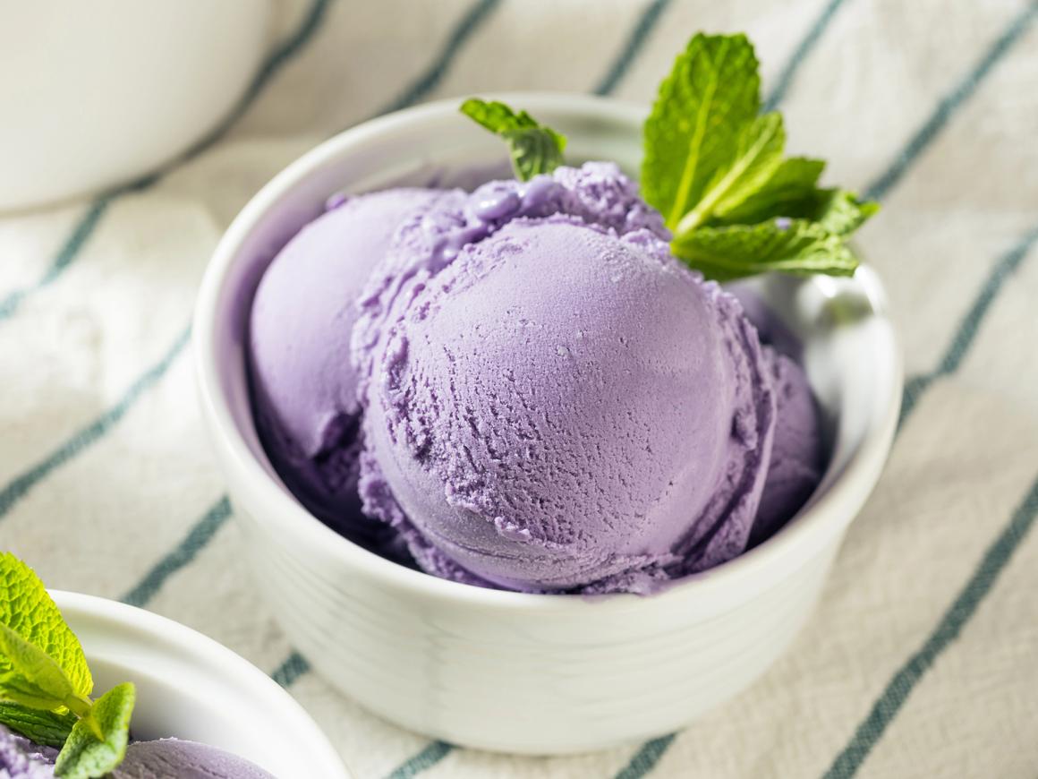 Ube-Eiscreme