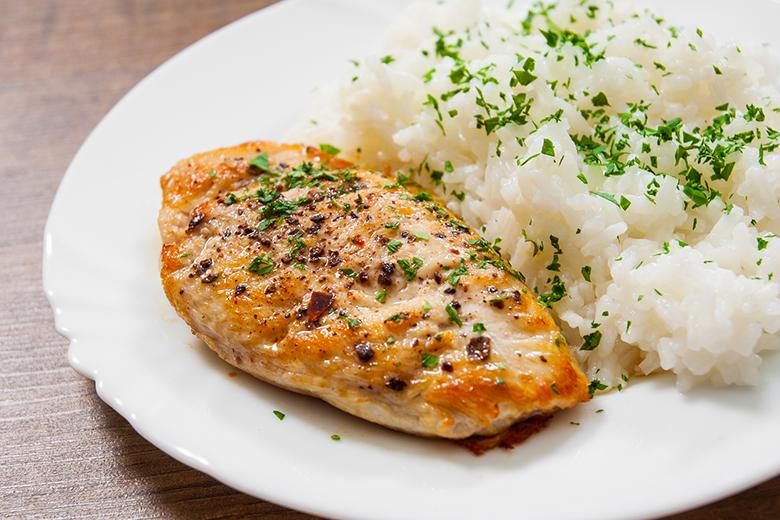 Putenschnitzel mit Reis