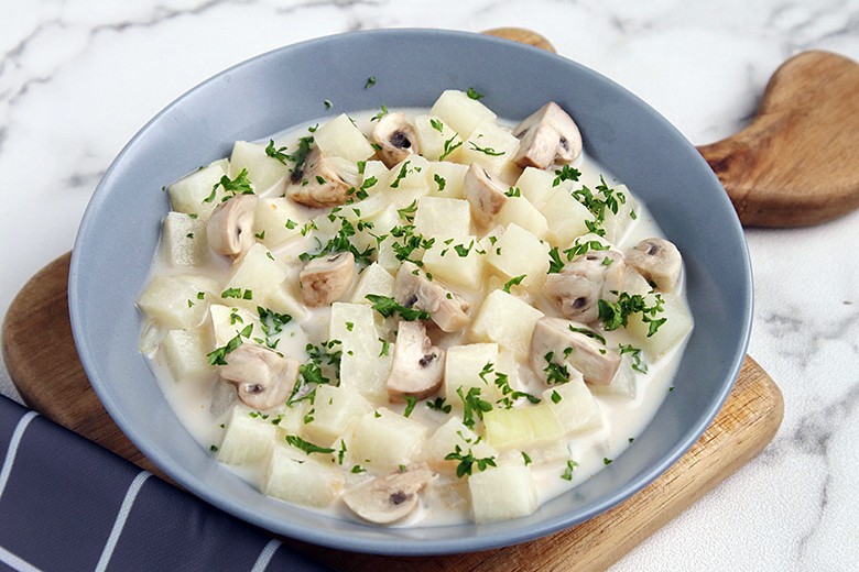 Mikrowellen-Kohlrabisuppe