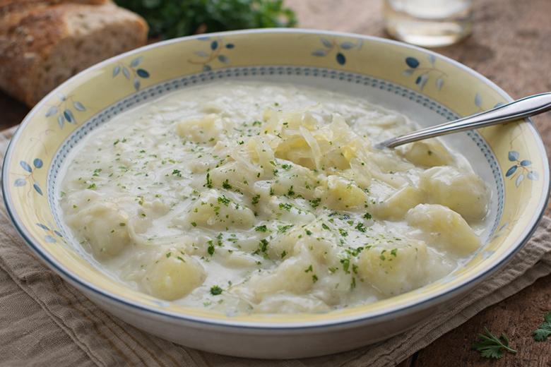 Kartoffeln mit gedünstetem Rahmkohl