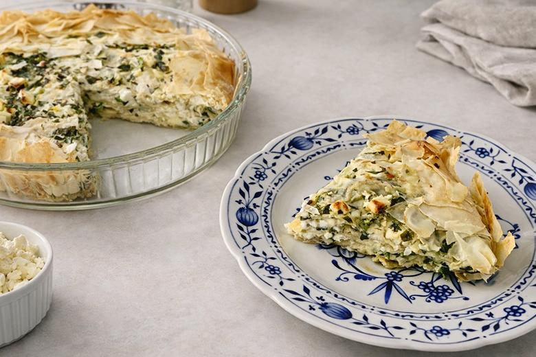 Börek mit Kräuter-Feta-Füllung