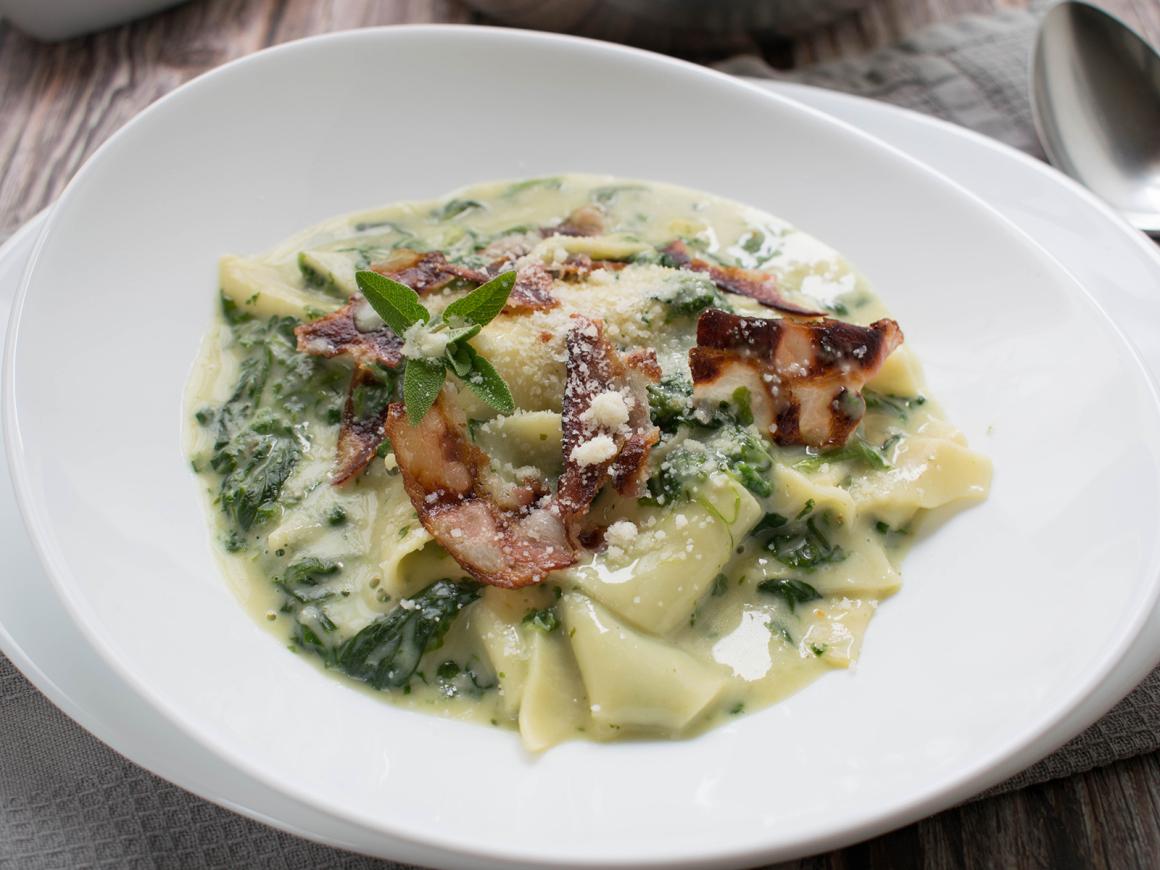 Lasagnesuppe mit Schinken