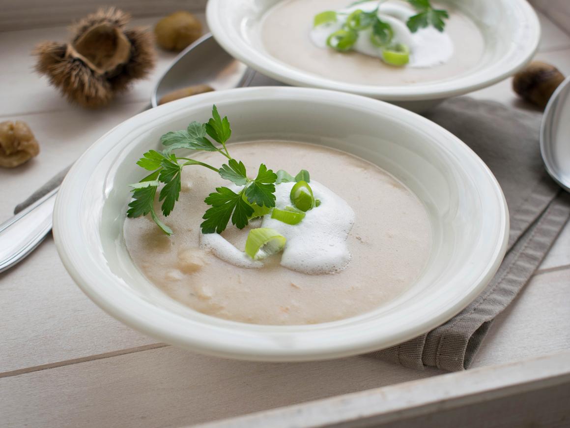 Maronen-Sellerie-Suppe