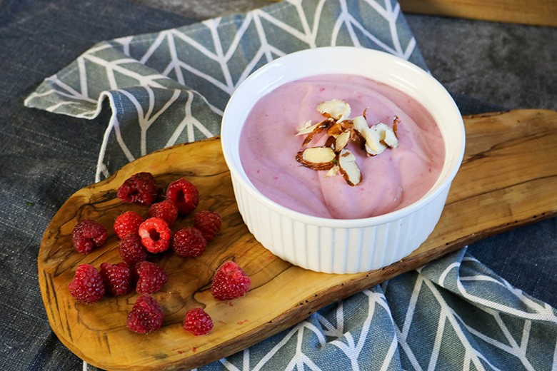 Vanille-Quarkcreme mit Himbeeren