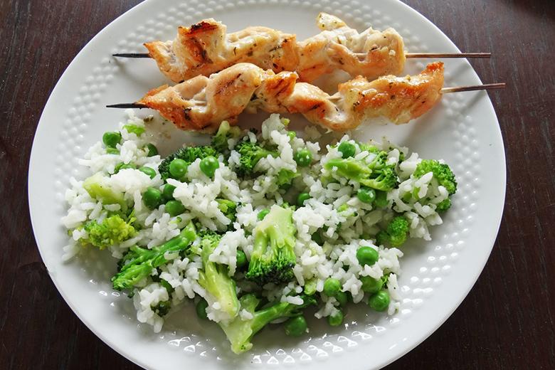 Gegrillte Fleischspieße
