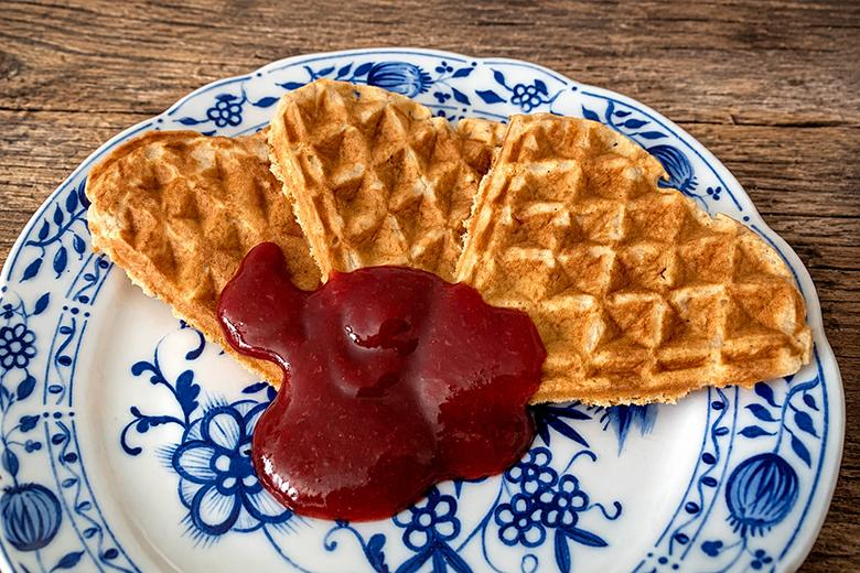 Lebkuchenwaffeln mit Kirschmus