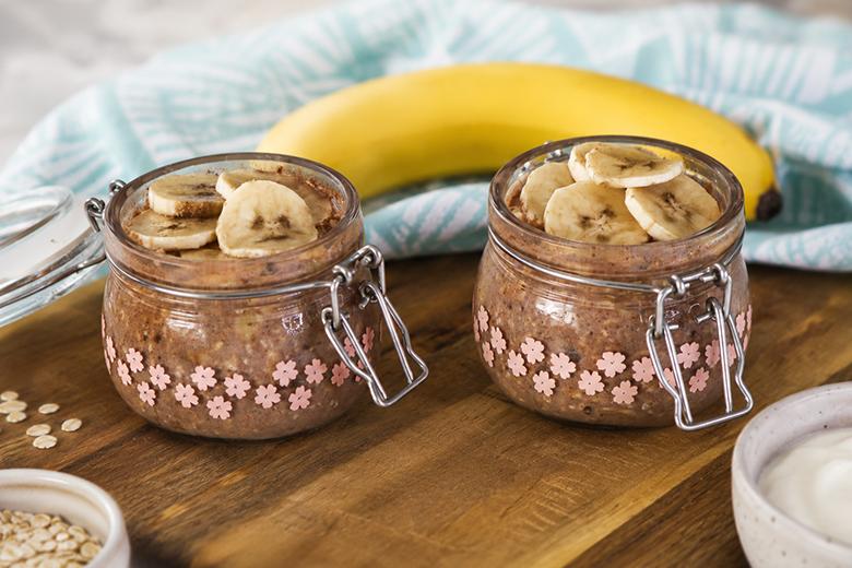 Overnight Oats mit Joghurt und Banane