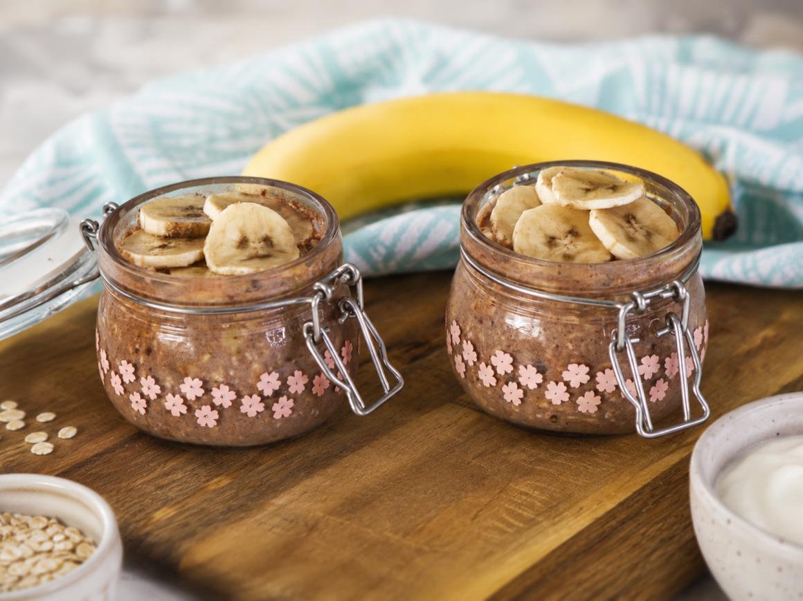 Overnight Oats mit Joghurt und Banane