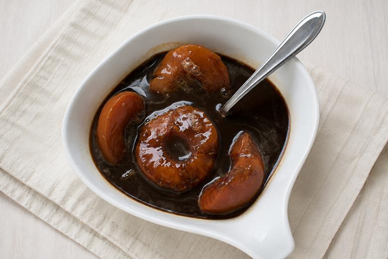 Pfirsiche in Espresso