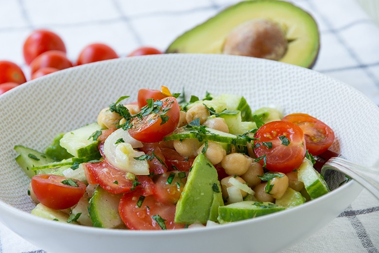 Avocadosalat mit Kichererbsen