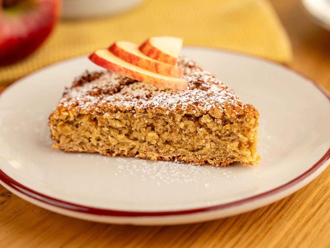 Apfel-Haferflockenkuchen