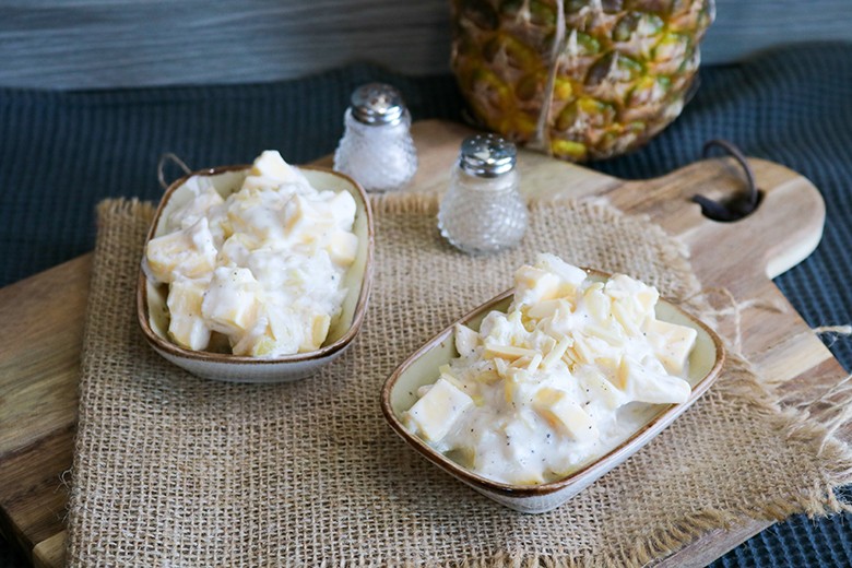 Käsesalat mit Ananas