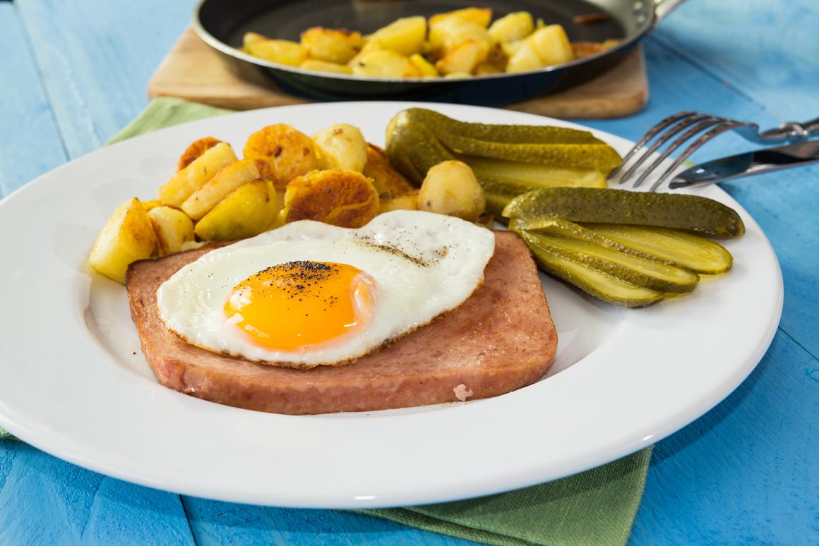 Leberkäse mit Bratkartoffeln