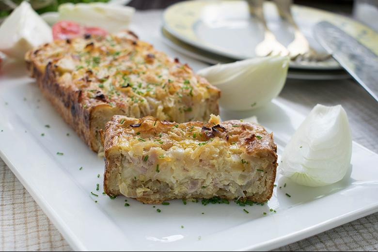 Zwiebelkuchen mit Topfenteig