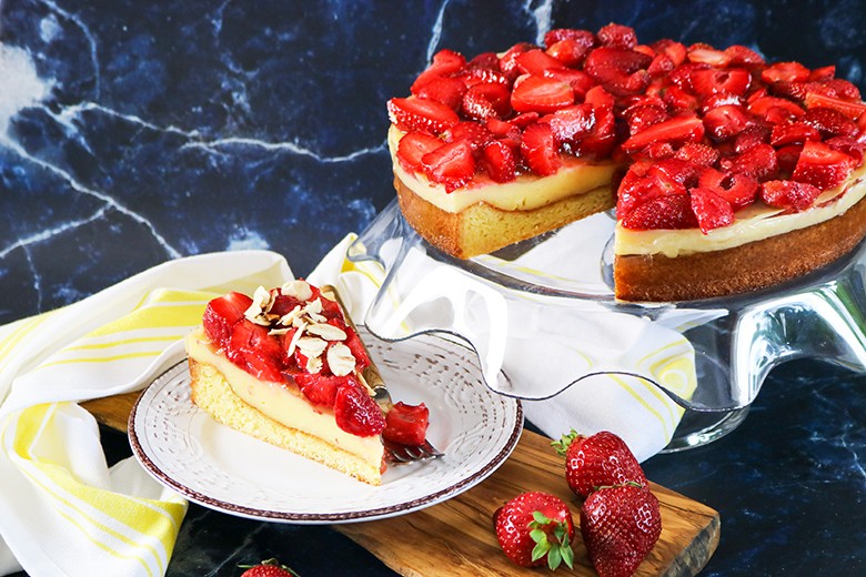 Erdbeerkuchen mit Pudding