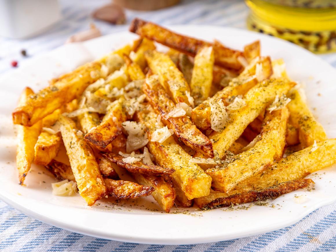 Knoblauch-Parmesan-Pommes